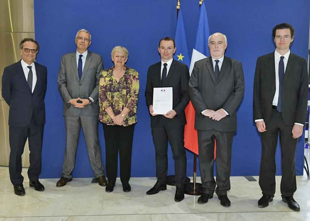 Remise du rapport sur la mise en oeuvre d'accords majoritaires dans la fonction publique et la déconcentration du dialogue social