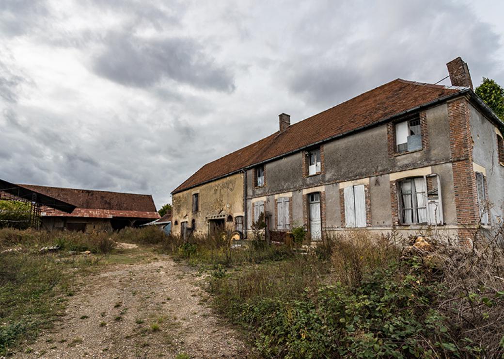 ferme abandonnée