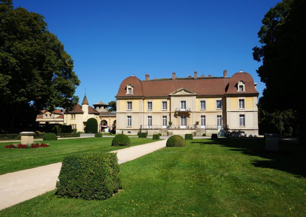 Photo du château de Lacroix-Laval