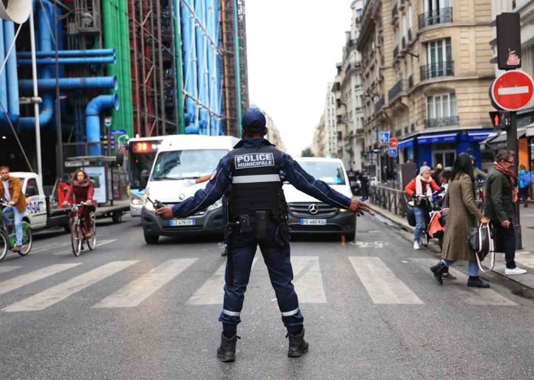 Des précisions sur les modalités de formation des agents de police