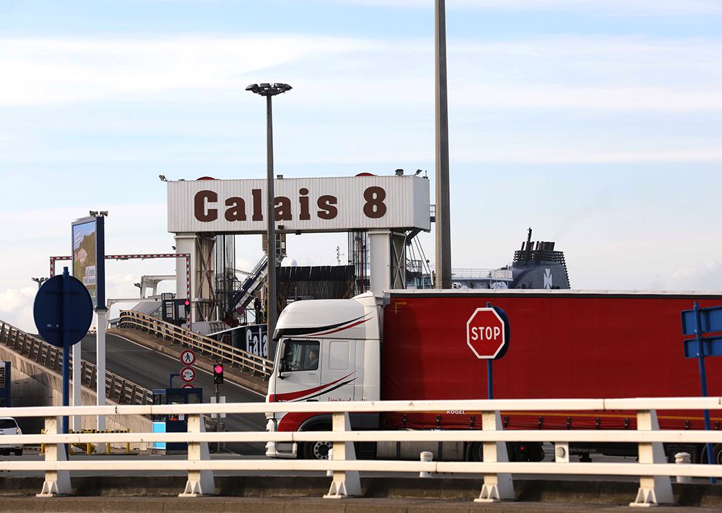 un camion au port de Calais