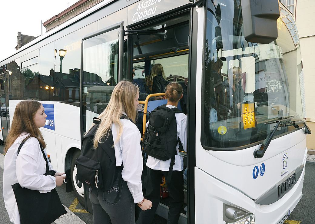 Transport en autocar pour des évènements sportifs en france.