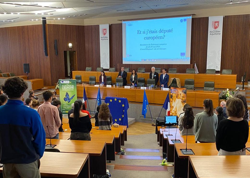 simulation du parlement européen avec des lycéens  à Limoges  