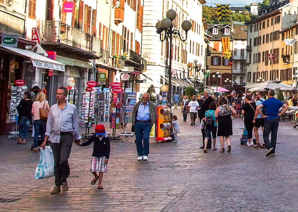 piétons à Chambery