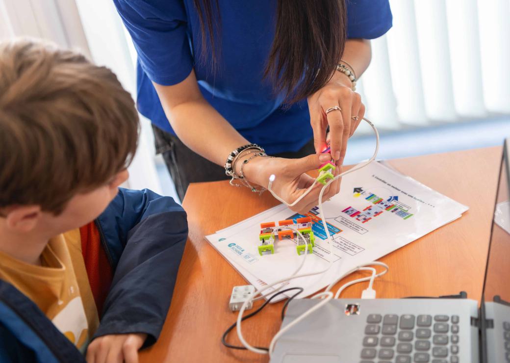 Financement d’e-Peri&School : pour l’éducation numérique à l’école primaire