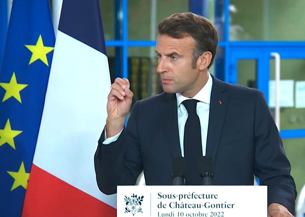 Discours Emmanuel Macron Château Gontier 