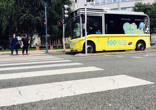 Bus arras pietons villes moyennes transports 