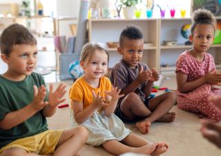 enfants en crèche